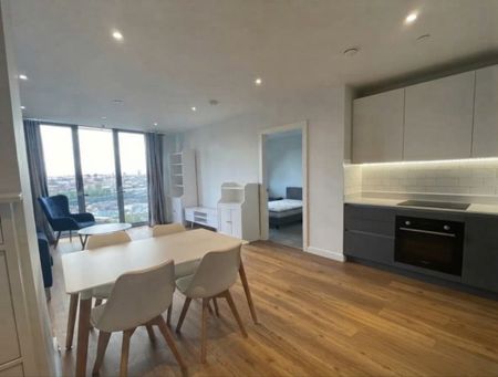 2 Bed Flat, Old Mount Street, M4 - Photo 2