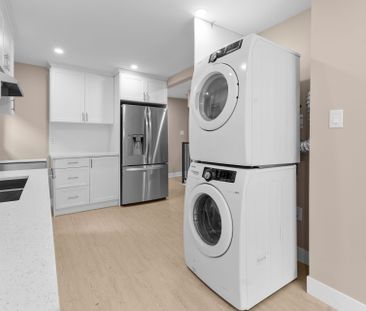 For Lease - 200 Sanford Avenue Unit# 2nd & 3rd, Hamilton, Ontario - Photo 1