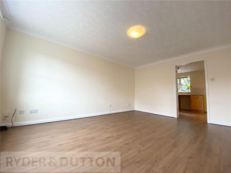 Greetland Drive, 45, Blackley, M9 6DP, Manchester - Photo 2