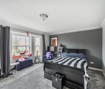 4 bedroom detached house to rent - Photo 4