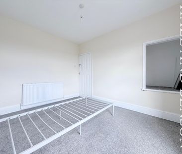 MainRoad, Leabrooks, ALFRETON - Photo 4