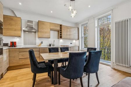 3 bedroom flat to rent - Photo 4