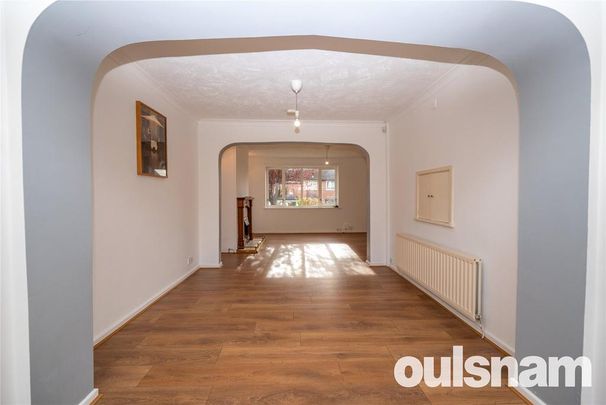 4 bedroom semi-detached house to rent - Photo 1