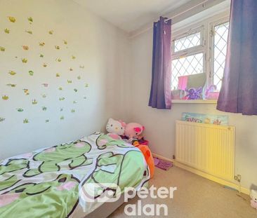 Wicken Close, St. Mellons, CARDIFF - Photo 5