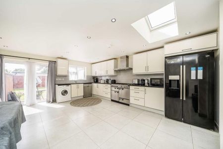 5 bedroom house to rent - Photo 4