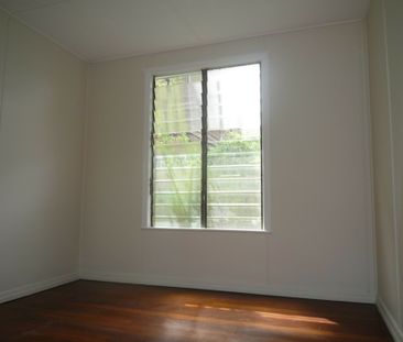 BUDGET APARTMENT IN ASHGROVE - Photo 1