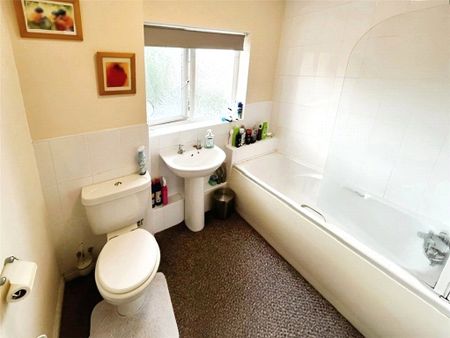 2 bedroom apartment to rent Eccles Way, Nottingham, Nottinghamshire, NG3 - Photo 4