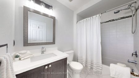 For Lease - 773 Miller Park Avenue, Bradford West Gwillimbury, Ontario - Photo 3