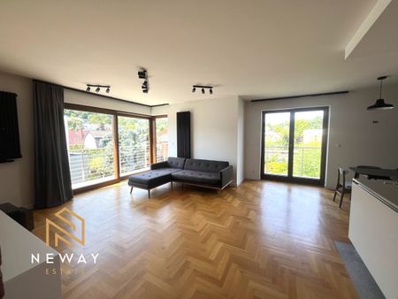 4 sypialnie, duży garaż, taras na dachu - Photo 2