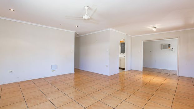 11 Fullerton Court, Kirwan - Photo 1