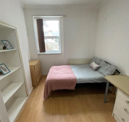 Mackintosh Place, Cardiff - Photo 5