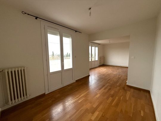 Location Appartement 4 pièces 91m² - Photo 1
