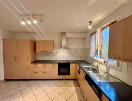 Townhouse 6 rooms in Bernex - Photo 4