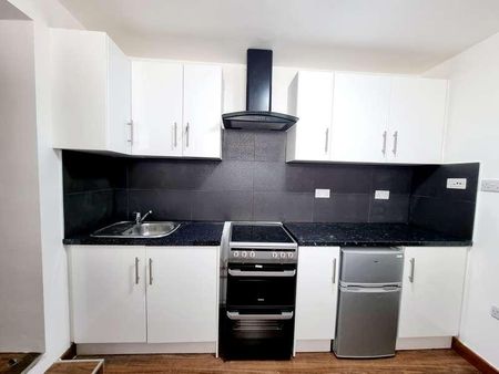 Chalvey Road East, Room - Slough, SL1 - Photo 2