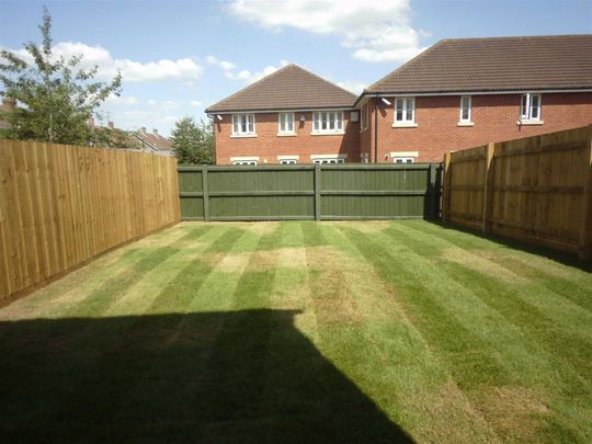 The Gardens, Calne, SN11 - Photo 1