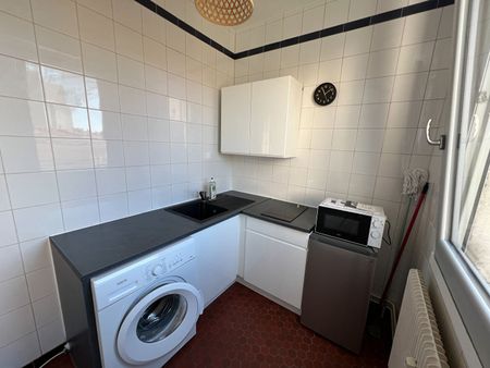 Location Appartement 1 pièce 26m² - Photo 4