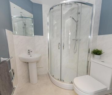 2 bedroom flat to rent - Photo 6