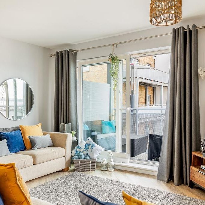 2 bedroom apartment to rent - Photo 1