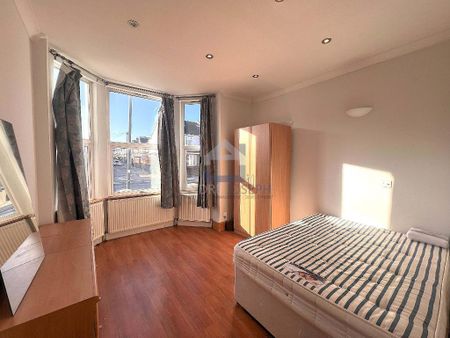 3 Bedroom Flat To Rent - Photo 5