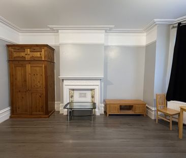 Studio Flat, The Limes Avenue, N11 - Photo 3