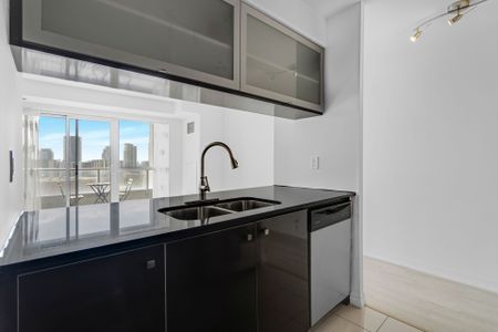 For Lease - 275 Yorkland Road Unit# 1510, Toronto, Ontario - Photo 3