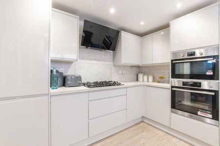 4 bedroom house to rent - Photo 5