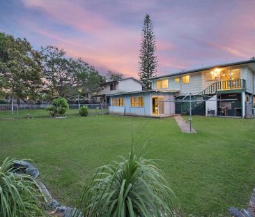 10 Yvonne Drive, Boronia Heights QLD 4124 - Photo 2