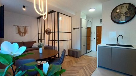 Komfortowy, apartament w sercu miasta - od zaraz! - Zdjęcie 3