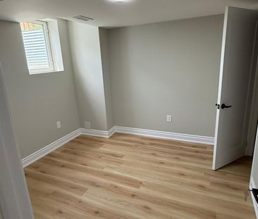 For Lease - 44 petch Avenue, Caledon, Ontario - Photo 1