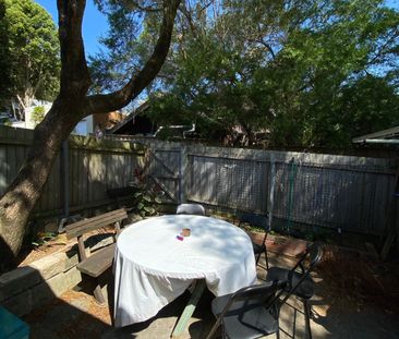 Newtown - Photo 6