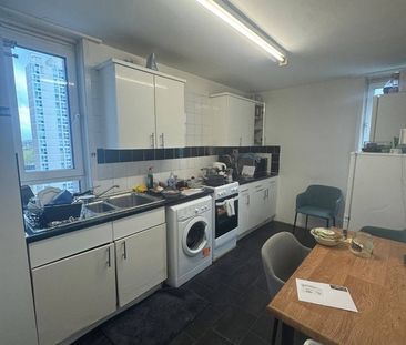 Room in a Shared Flat, Elkington Point, SE11 - Photo 3