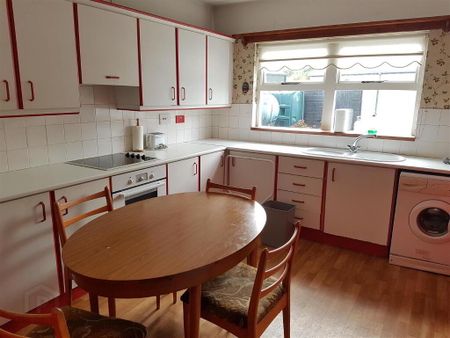 9 Main Street, Broughshane, Ballymena, BT42 4JW - Photo 4