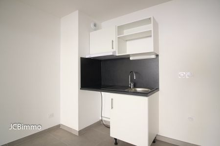 Location Appartement 2 pièces 42m² TOURNEFEUILLE 31170 - Photo 2