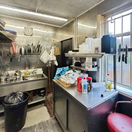 Property to rent - Photo 4