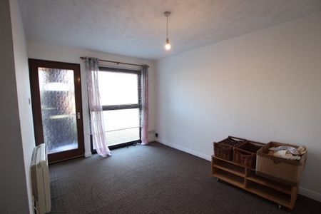 Bonnyrigg Place, DD4 - Photo 3