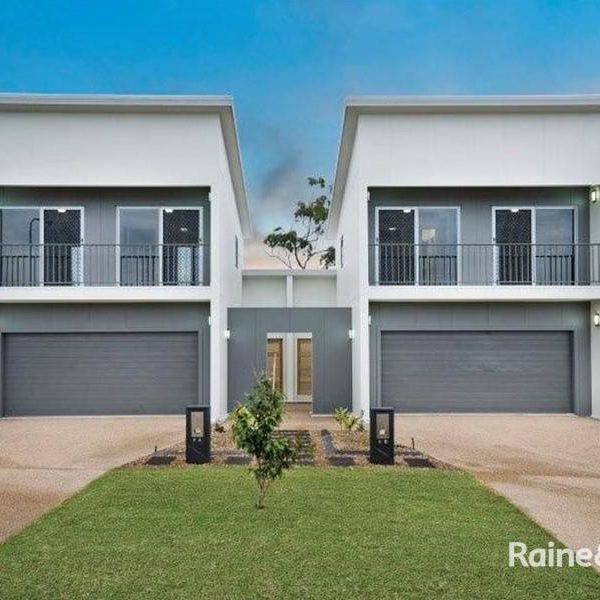 3 bedroom, 2 bathroom home! - Photo 1