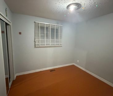 For Lease - 7260 Collett Road, Mississauga, Ontario - Photo 3