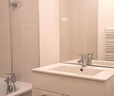 Location Appartement 3 pièces 63m² - Photo 4