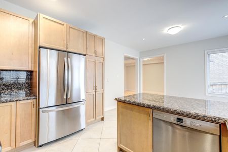 For Lease - 76 Ivy Glen Drive, Vaughan, Ontario - Photo 3