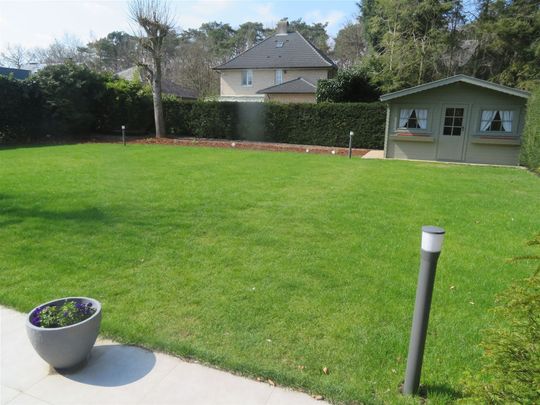 Instapklare villa met 4 slaapkamers én airco in Brasschaat! - Foto 1
