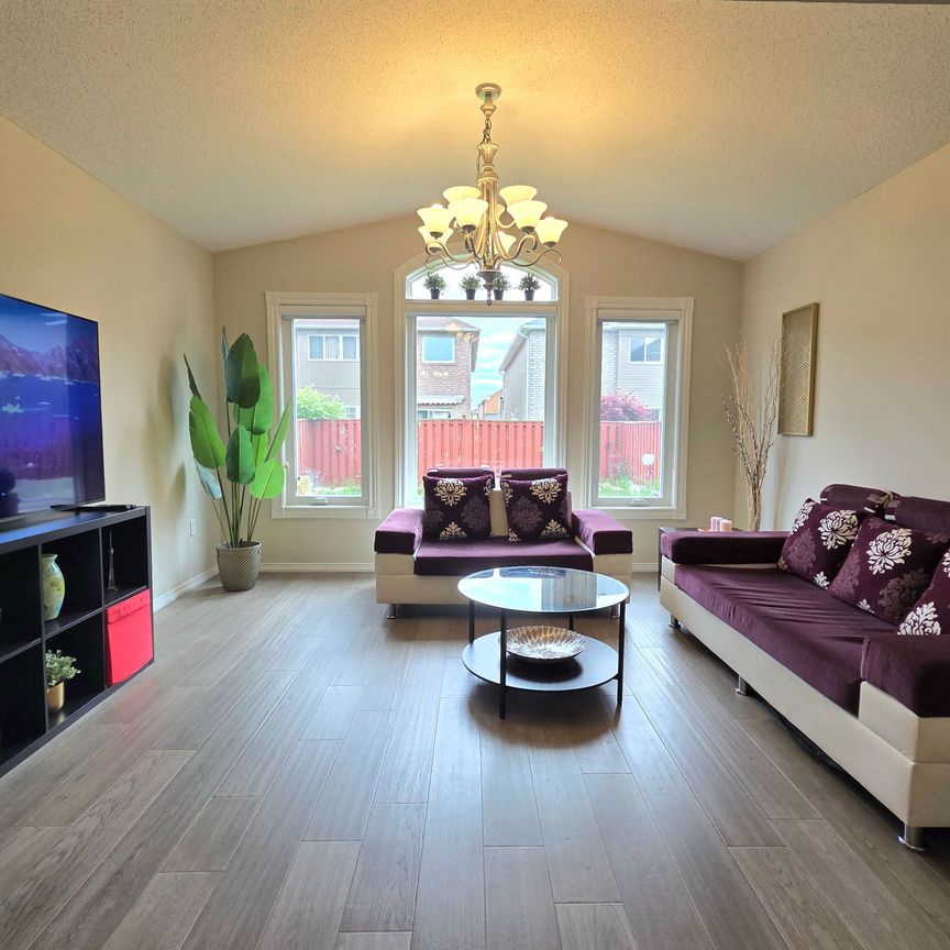 For Lease - 7314 Cork Tree Row, Mississauga, Ontario - Photo 1