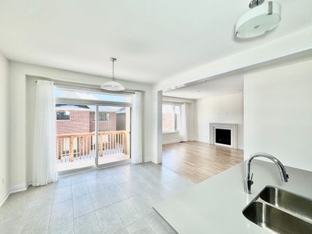 For Lease - 30 Sweet Cicely Street, Springwater, Ontario - Photo 2