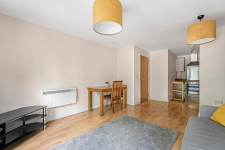 Spa Road, London, SE16 3FD - Photo 2