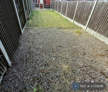 2 bedroom terraced house to rent - Photo 5