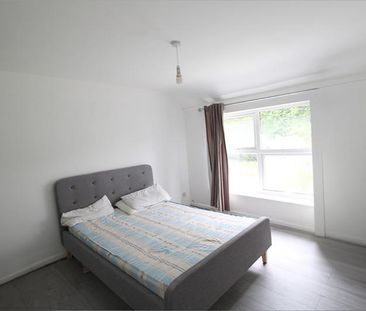 4 bedroom detached house to rent - Photo 6