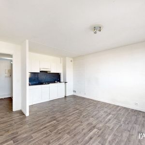 Location appartement 1 pièce, 27.93m², Massy - Photo 2