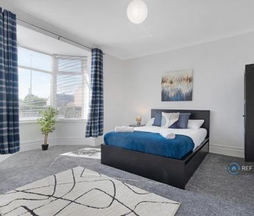 4 bedroom terraced house to rent - Photo 6