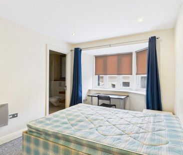 2 bedroom property to rent - Photo 4