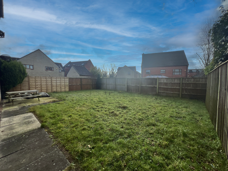 2 bedroom apartment to rent - Photo 4