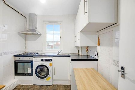 3 bedroom apartment to rent - Photo 4